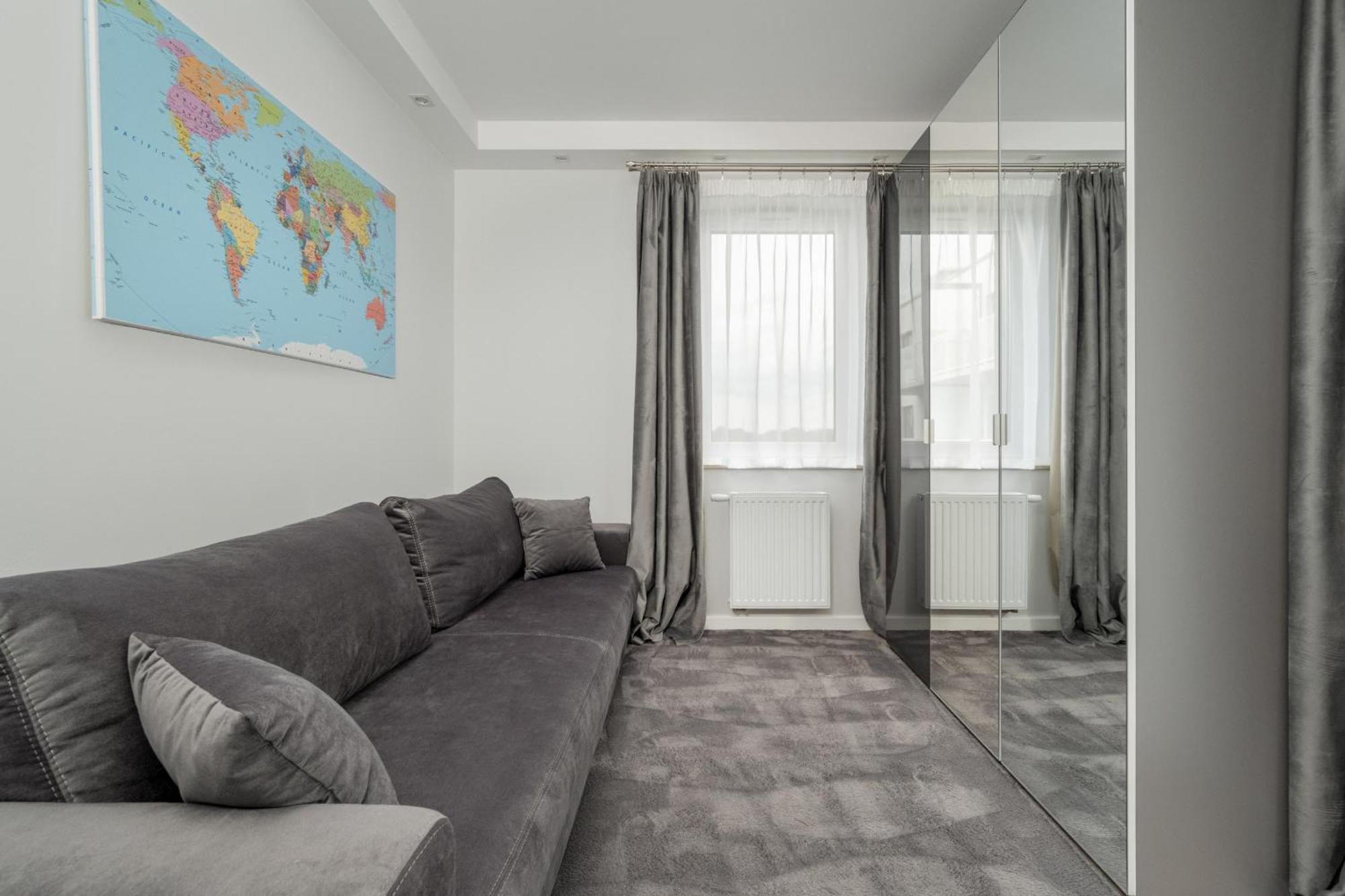 Luksusowy Apartament Z 3 Sypialniami, Klimatyzacja, Parkingiem I Biurkiem We Wroclawiu By Renters Prestige Exterior foto