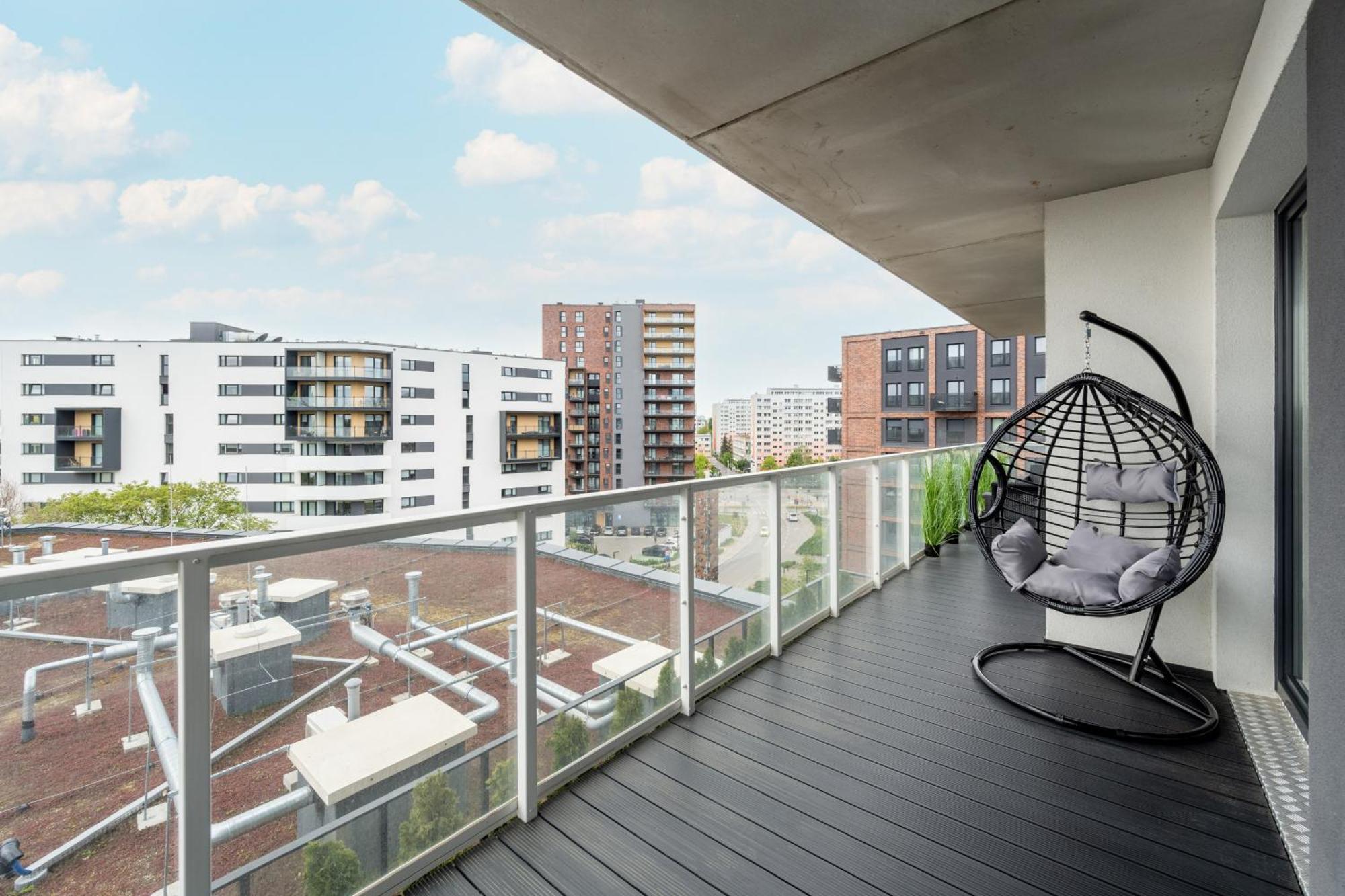 Luksusowy Apartament Z 3 Sypialniami, Klimatyzacja, Parkingiem I Biurkiem We Wroclawiu By Renters Prestige Exterior foto